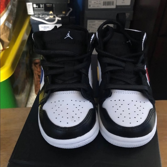 Jordan’s - Picture 1 of 5